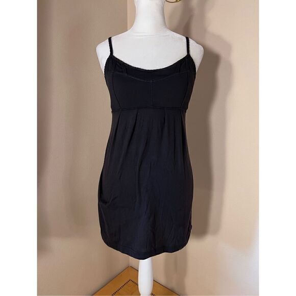 Lululemon Black Debut Athletic Tank Size 6 - Picture 1 of 6
